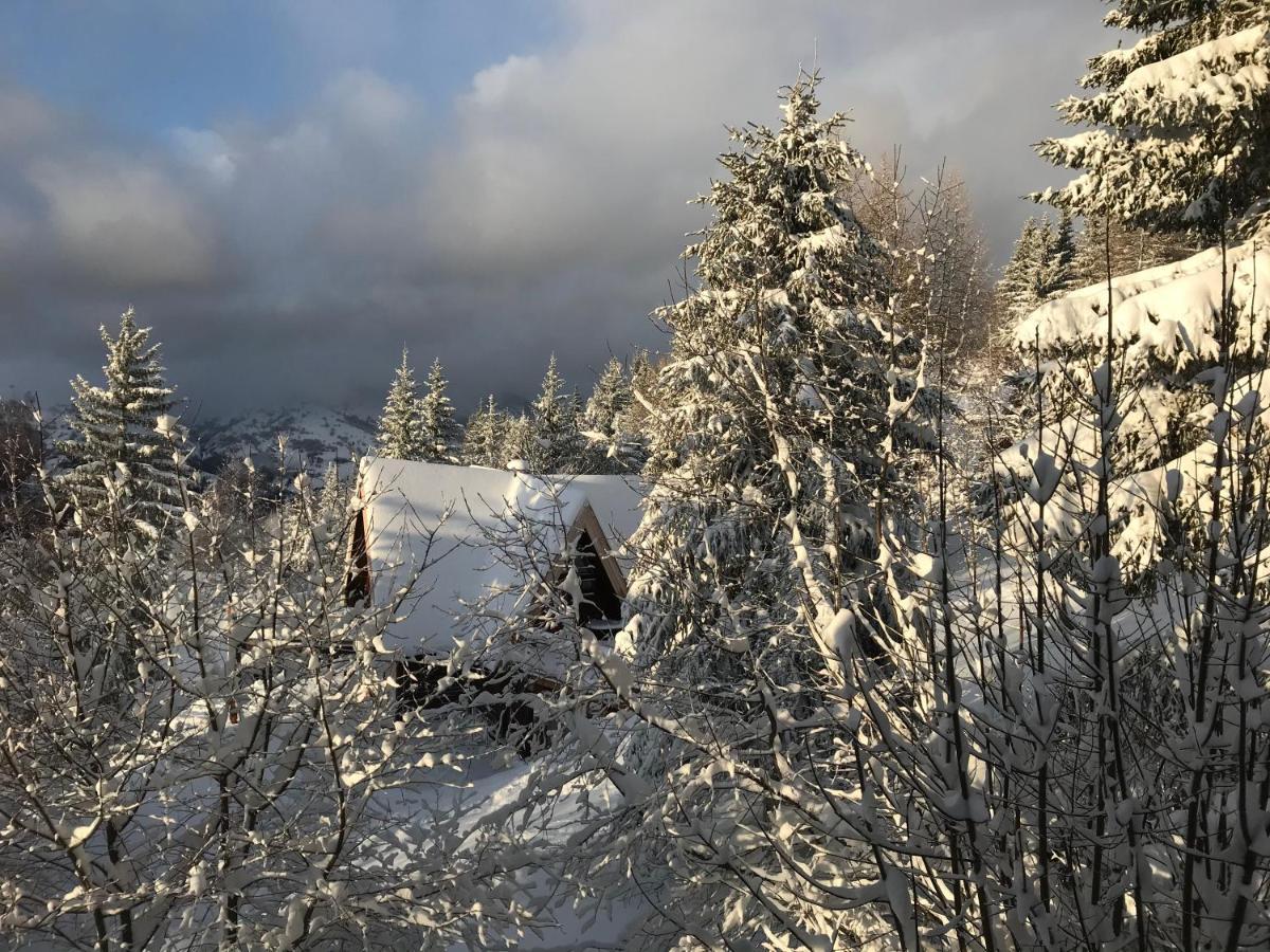 Le Chalet Pointu De Capucine Bourg-Saint-Maurice Exterior photo