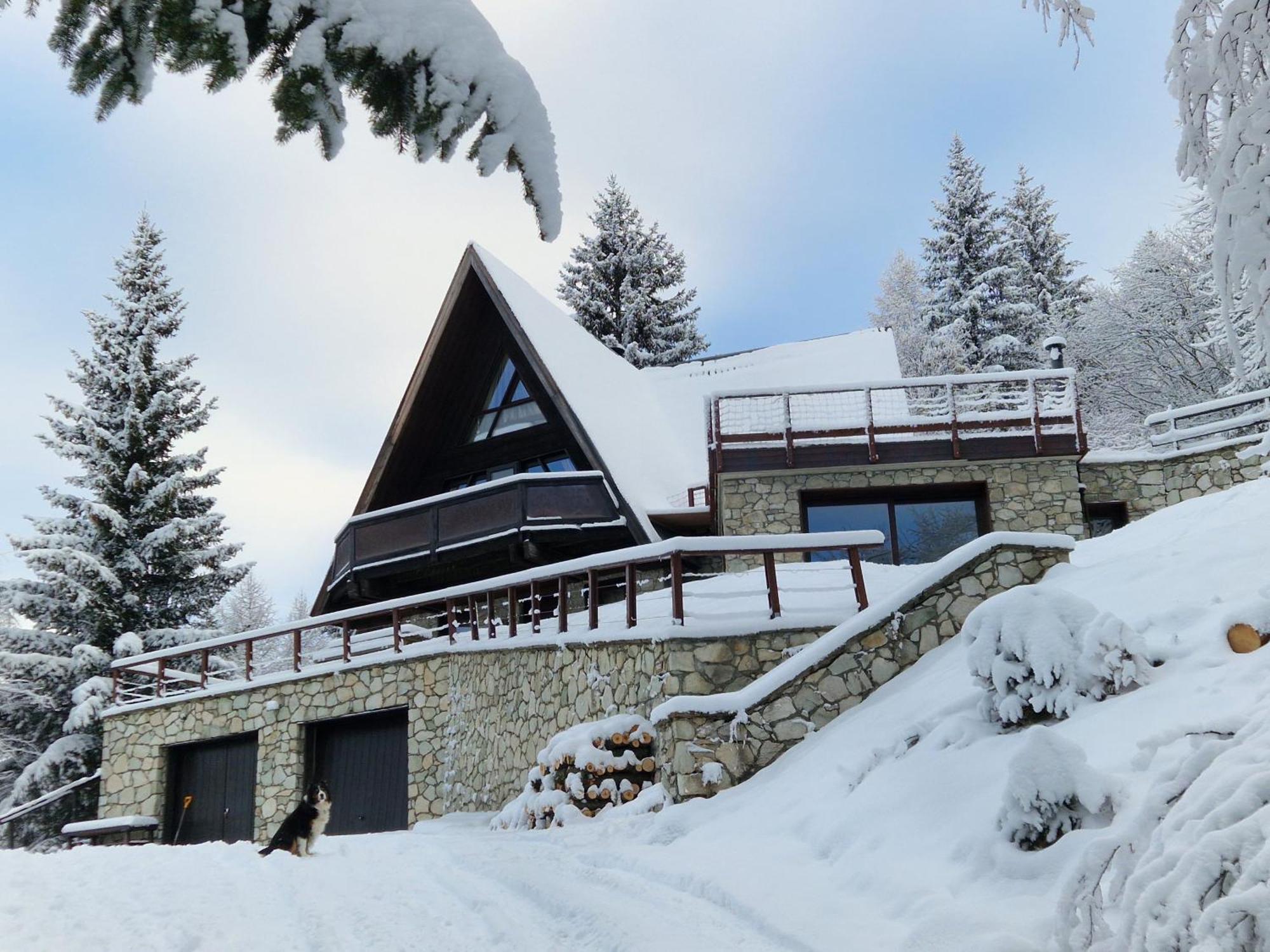 Le Chalet Pointu De Capucine Bourg-Saint-Maurice Exterior photo